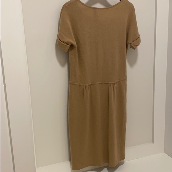 Dress - Picture 6 of 6